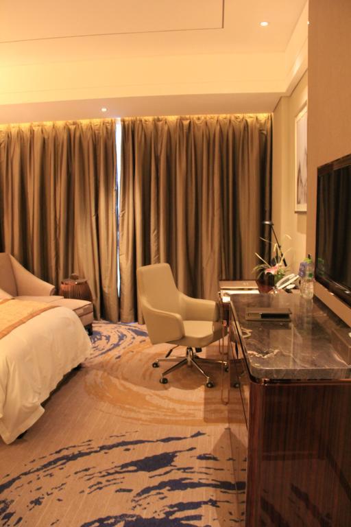 Howard Johnson Qinlu Plaza Yingtan Екстериор снимка