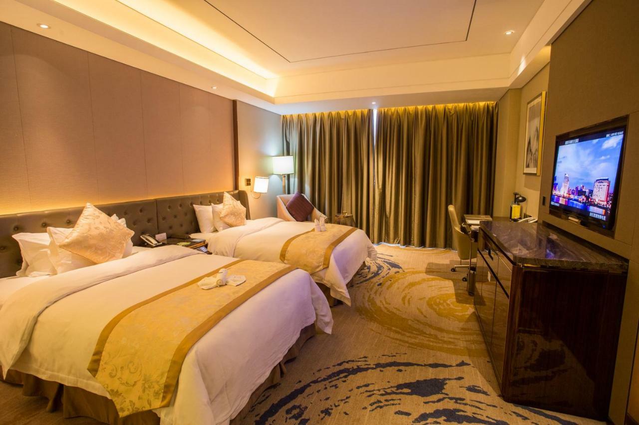 Howard Johnson Qinlu Plaza Yingtan Екстериор снимка